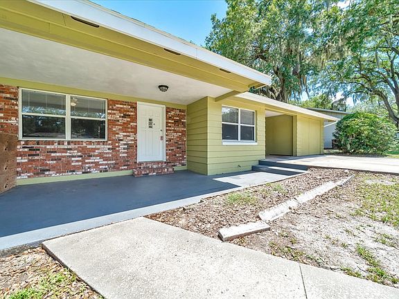 2nd image of 3022 NE 7th Ln