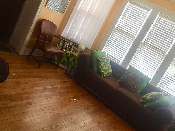 2nd image of 9634 S Greenwood Ave