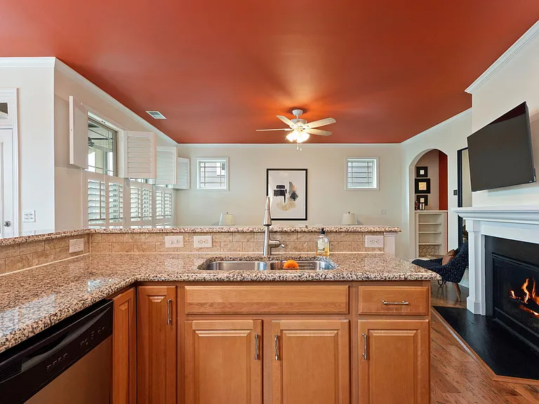 2081 Great Ridge Pkwy — Photo 13
