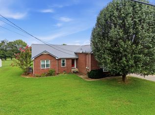 1705 Hunt Ln, Pleasant View, TN 37146