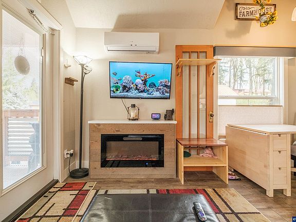 5th image of 8372 Enchanted Way SE #204