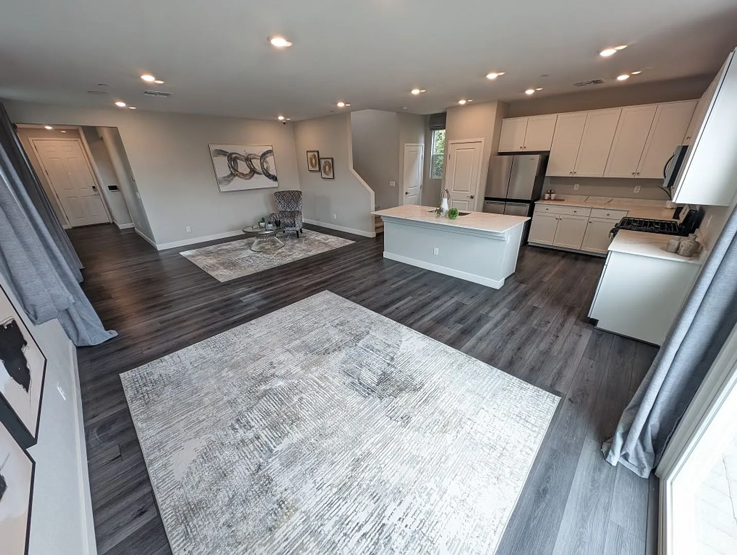 10795 Gentle Crest Ave — Photo 3