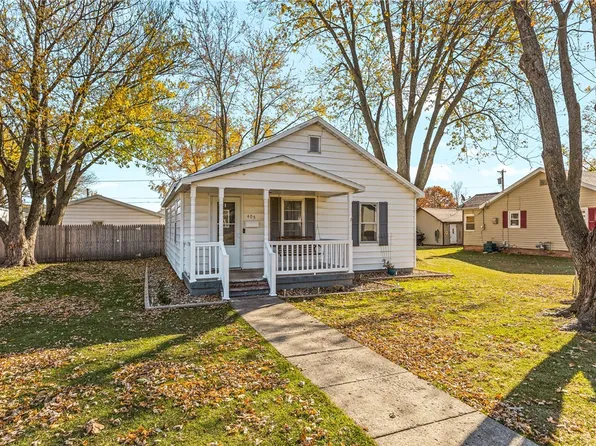 405 N Edwards St, Altamont, IL 62411