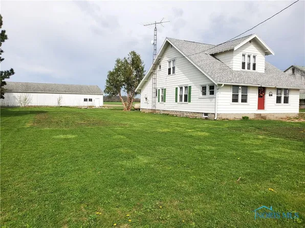 V611 County Road 11, Liberty Center, OH 43532