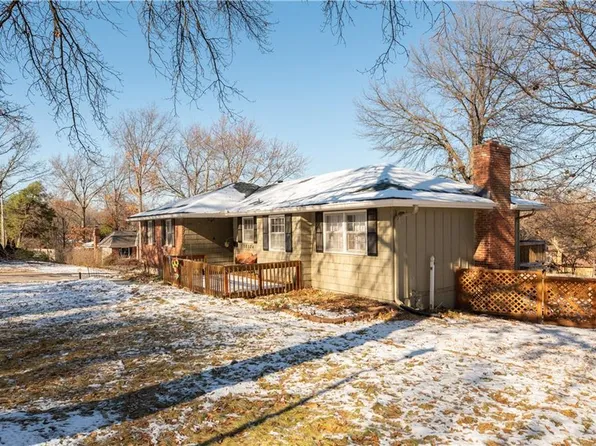 10024 W 70th Ter, Merriam, KS 66203