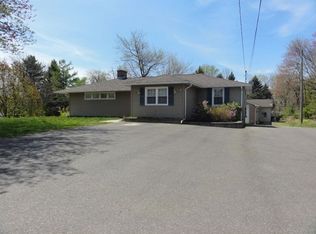 33 Waterbury Rd, Prospect, CT 06712