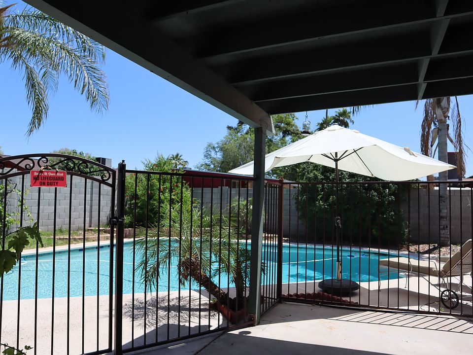 1st image of 2526 E Corrine Dr