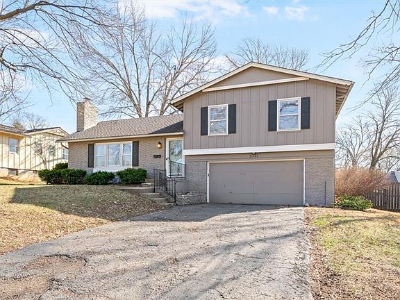 2nd image of 8343 Travis Ln