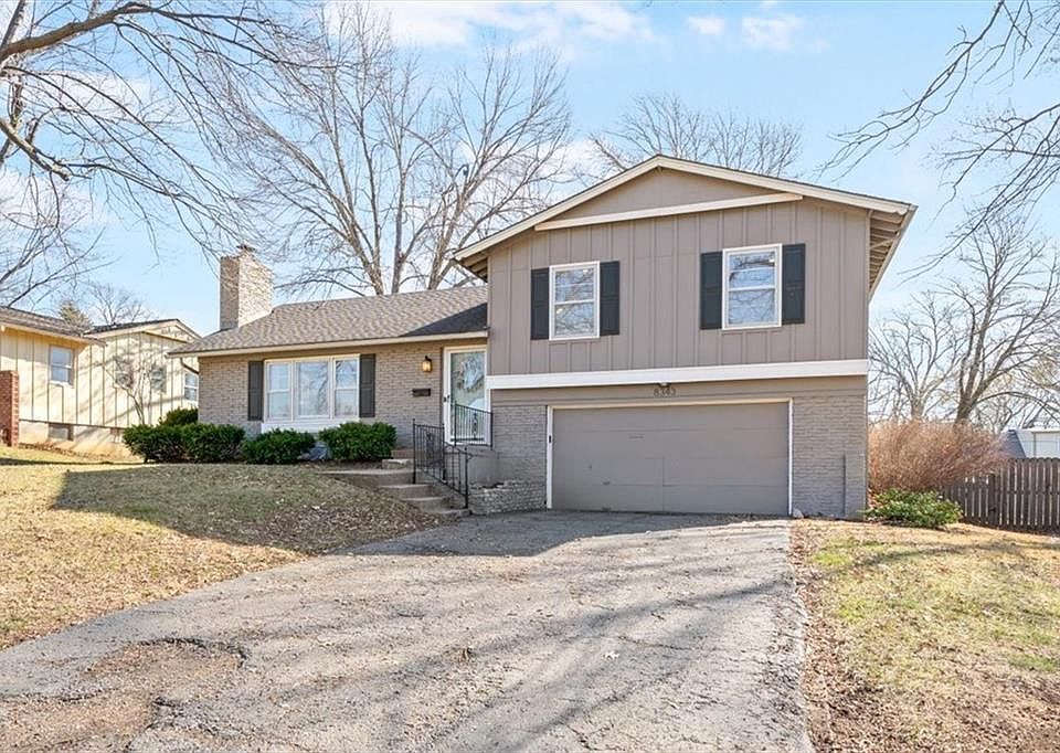 8343 Travis Ln, Overland Park, KS 66212 | Zillow