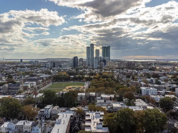 38 Zabriskie Street image 15 of 17