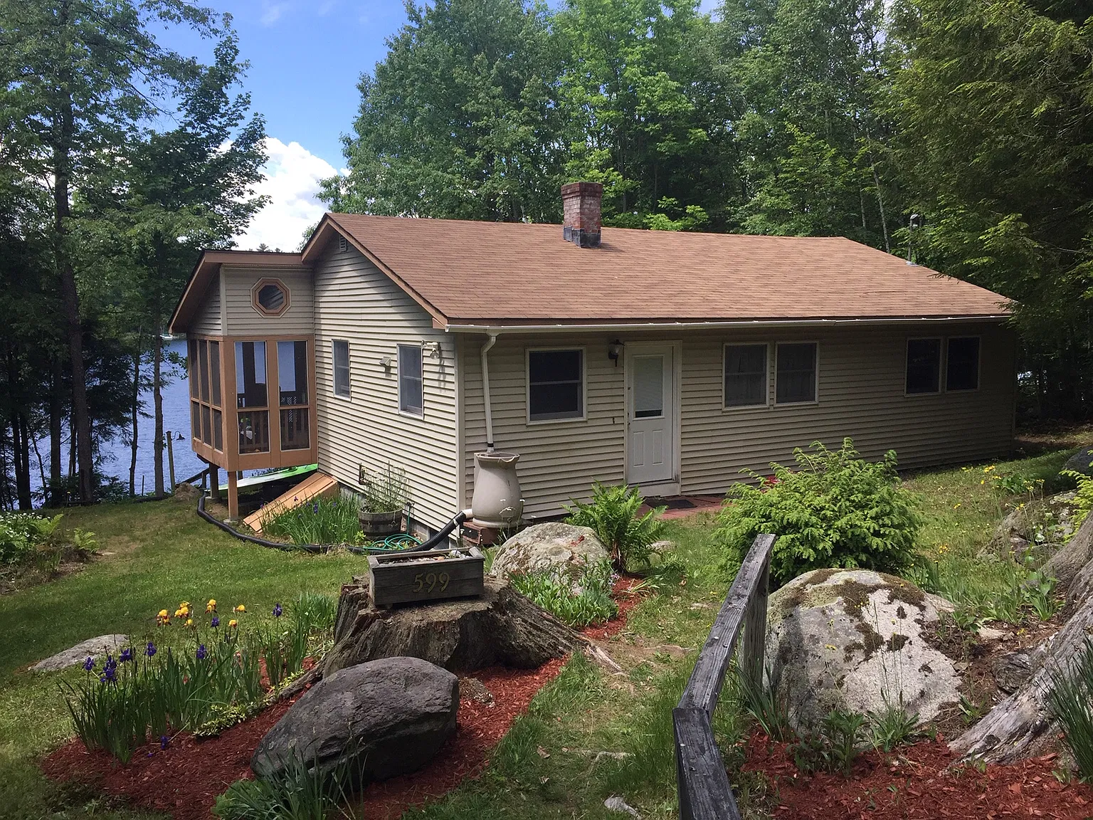 2 bed, 1043 sqft, $2,450 — Photo 2
