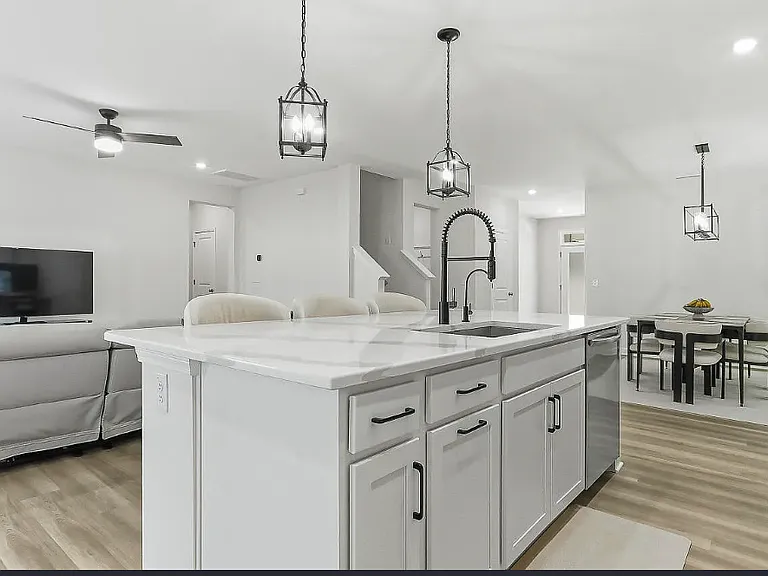 2526 Gordal Trl — Photo 17
