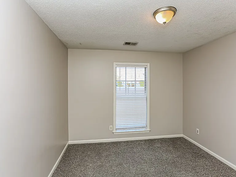 2729 Fletcher Crest Cv — Photo 13
