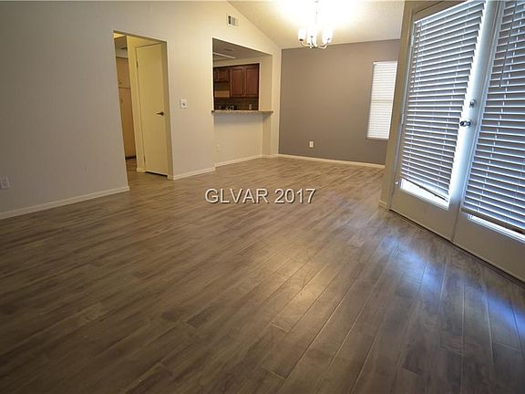 4th image of 5623 Vineyard Ln #5623