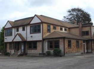 33 North Rd, South Kingstown, RI 02879