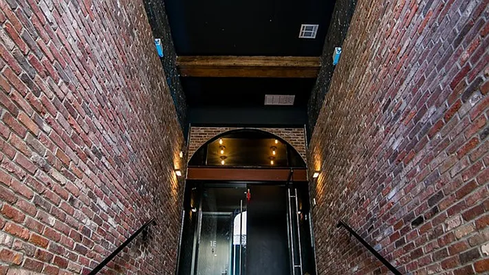 Rented by Nooklyn NYC LLC | media 29