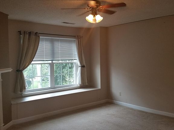 4th image of 430 Delaware Ave APT 216