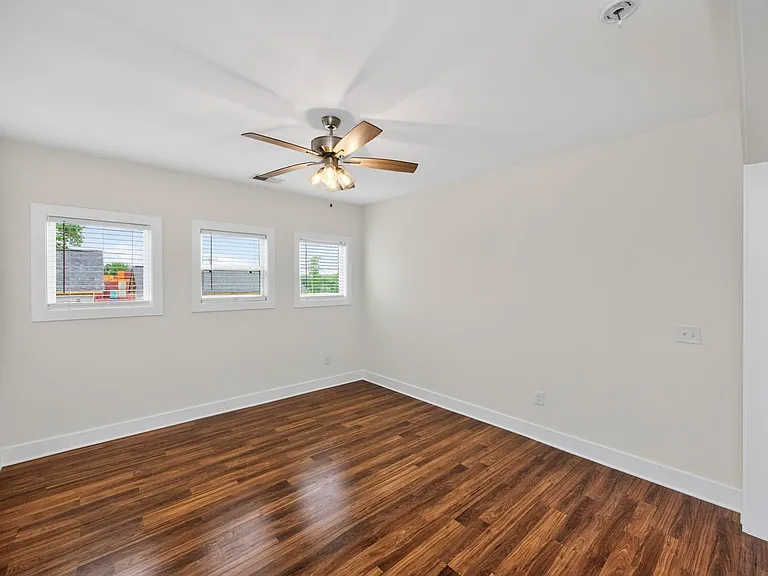 7 Decatur St — Photo 27