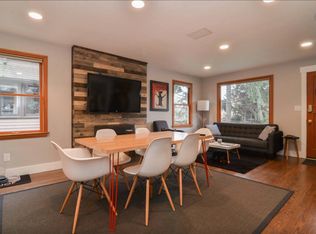 4516 Thackeray Pl NE, Seattle, WA 98105