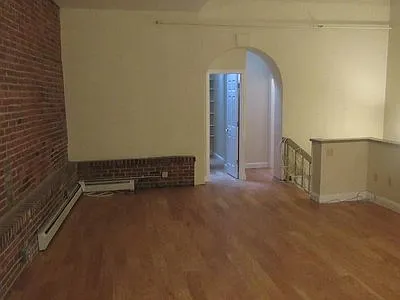 3 bed, 1.5 bath, 1450 sqft, $4,495 — Photo 3