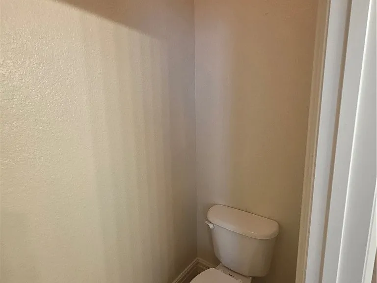 10717 Refectory Ave — Photo 56