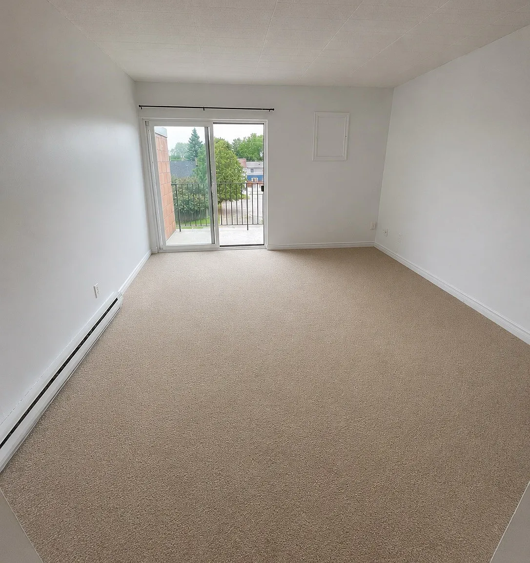 1 bedroom - 130 Sheldon Avenue Chatham ON N7L 3M7 — Photo 4