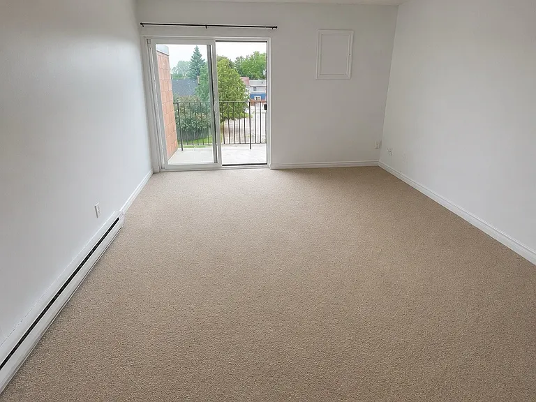 130 Sheldon Ave #308 — Photo 5