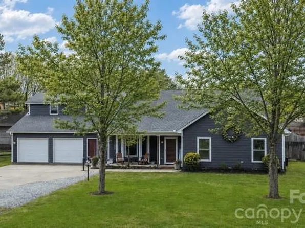 2241 Indian Cross Trl, Matthews, NC 28104