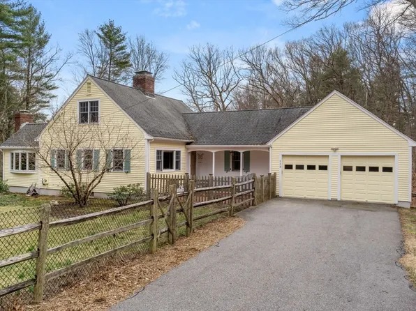 113 Woodridge Rd, Wayland, MA 01778