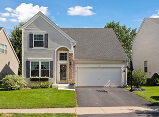 2207 Grimm Rd, Chaska, MN 55318