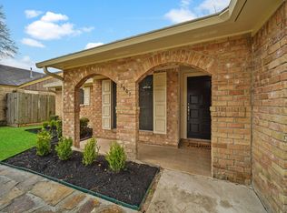 5607 Knobby Knoll Dr, Houston, TX 77092