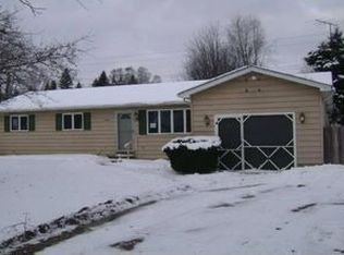 2544 Alger Rd, Port Huron, MI 48060