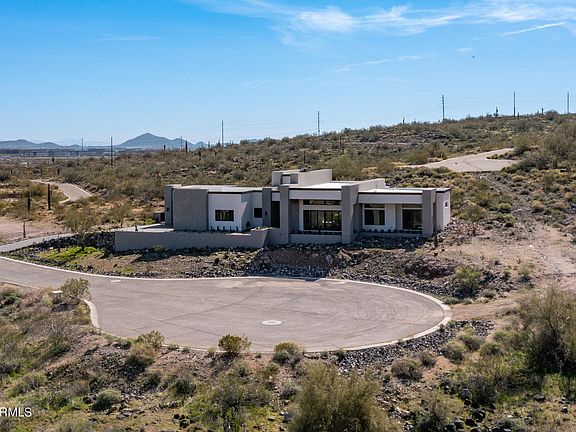 5th image of 3625 W MULHOLLAND Drive