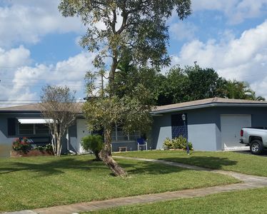 730 SW 64th Ter, Pembroke Pines, FL, 33023