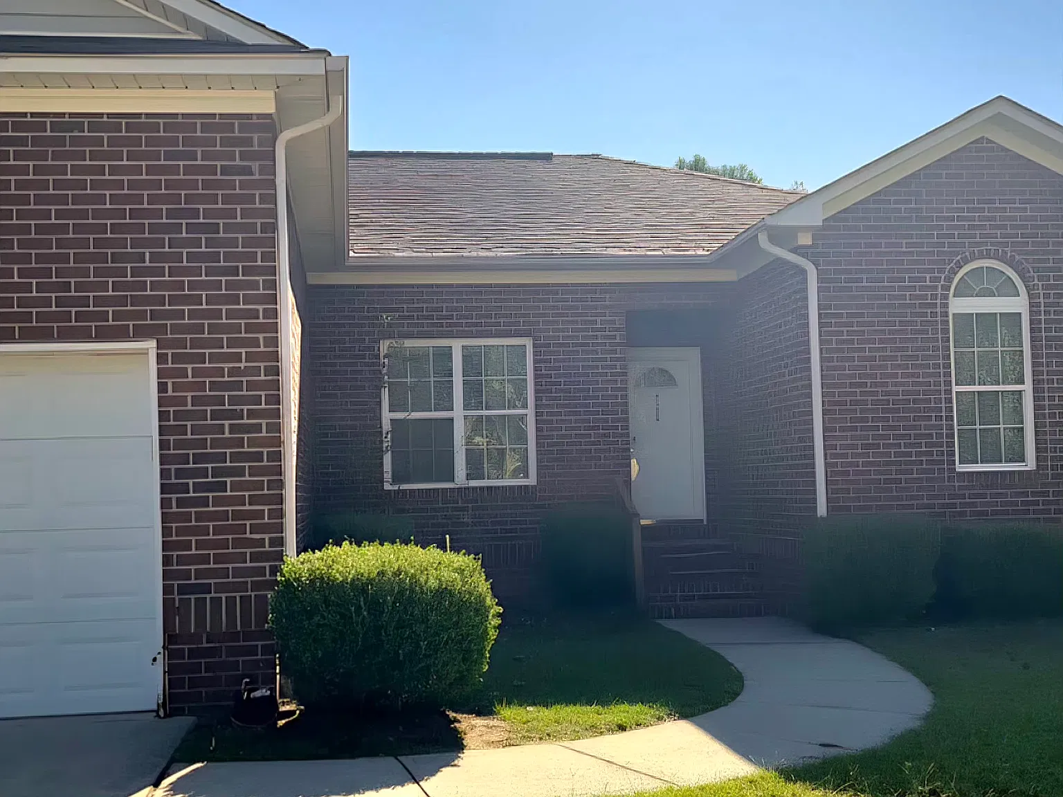 3 bed, 1452 sqft, $1,500 — Photo 2