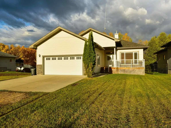 4324 43rd Ave, Alberta Beach, AB T0E 0A0