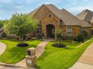 601 Indian Trl, Hurst, TX 76054