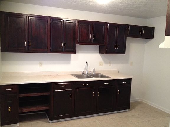 2nd image of 3021 Ashland Ct