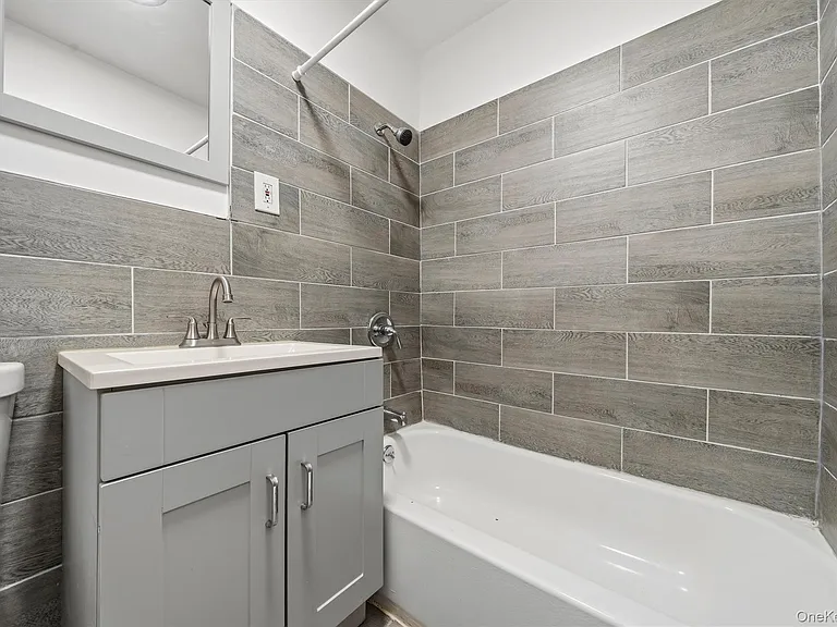 413 Liberty St — Photo 27