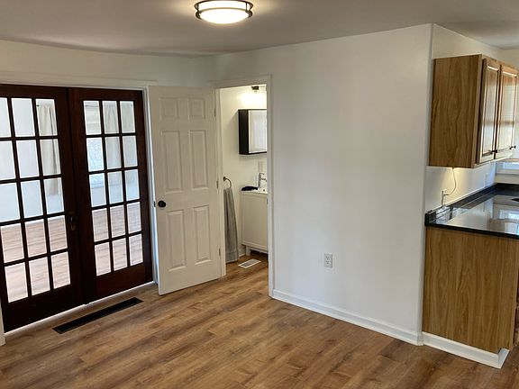 5th image of 445 5th St