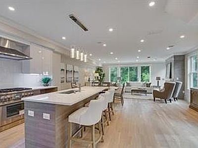 260 Rosemary St, Needham, MA, 02494