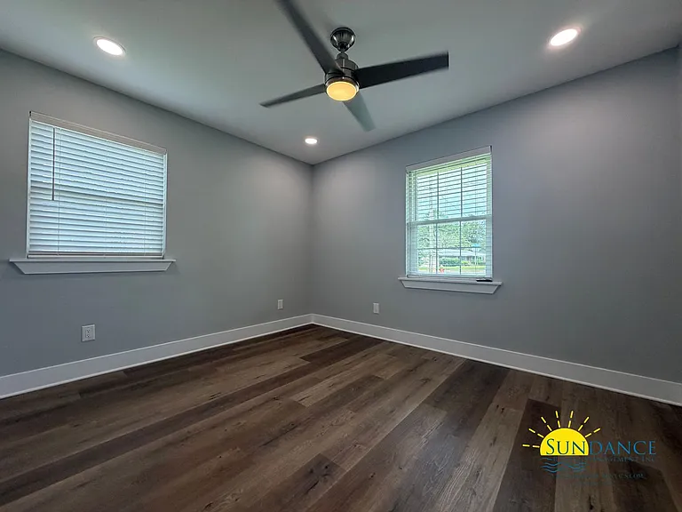 130 Walton Dr NE — Photo 15