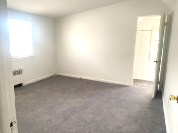 5th image of 147 Kingsland Ave #2