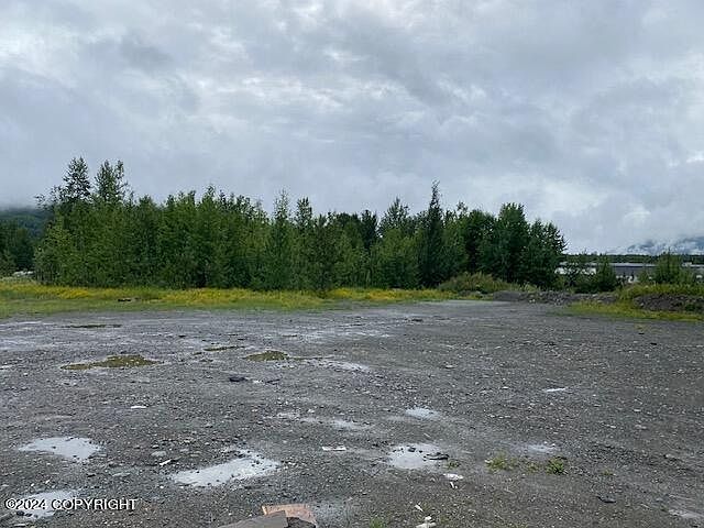 2nd image of 12221 Farm Ave