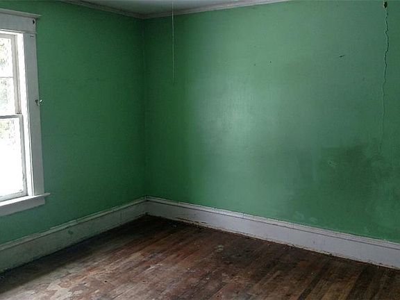 2nd image of 24 Elmwood Ave