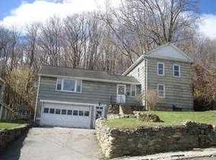 89 Lake St, Winsted, CT 06098