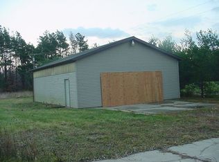 7927 Cribbins Rd, Croswell, MI 48422