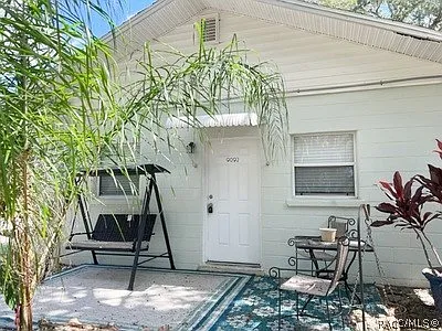 2 bed, 1176 sqft, $1,550 — Photo 2