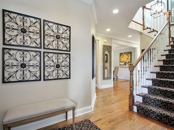 Gorgeous foyer welcomes you into this perfect open floor plan with high-end finishes throughout.