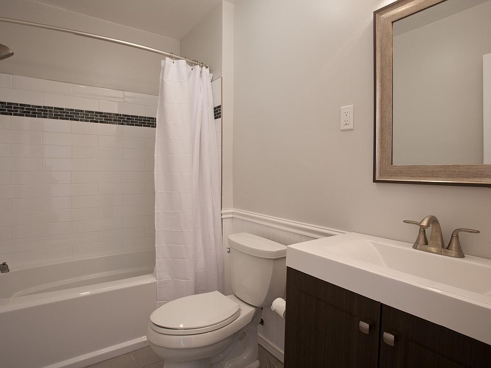 2nd image of 4413 Romlon St